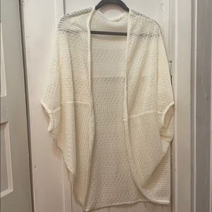 Off white crochet cardigan or swimsuit coverup